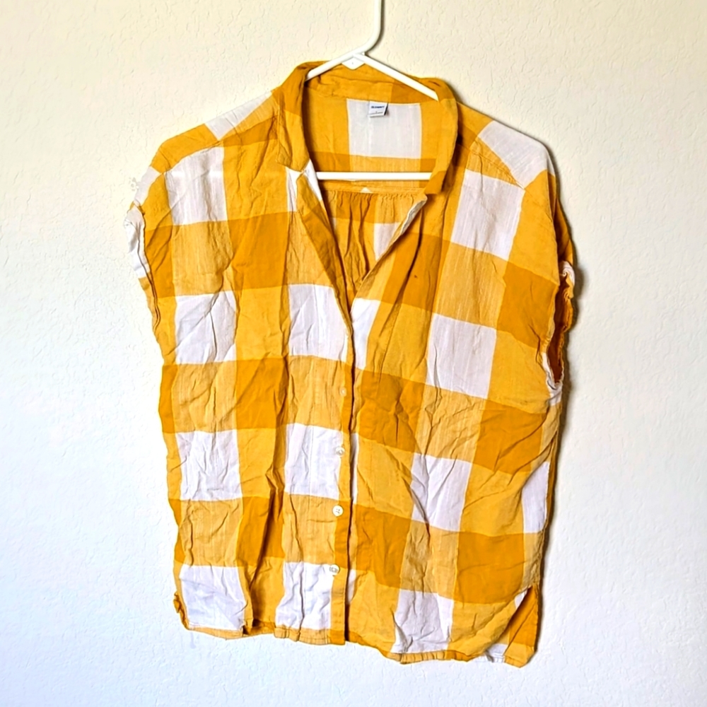 Old Navy Gingham Short Sleeve Collared Top